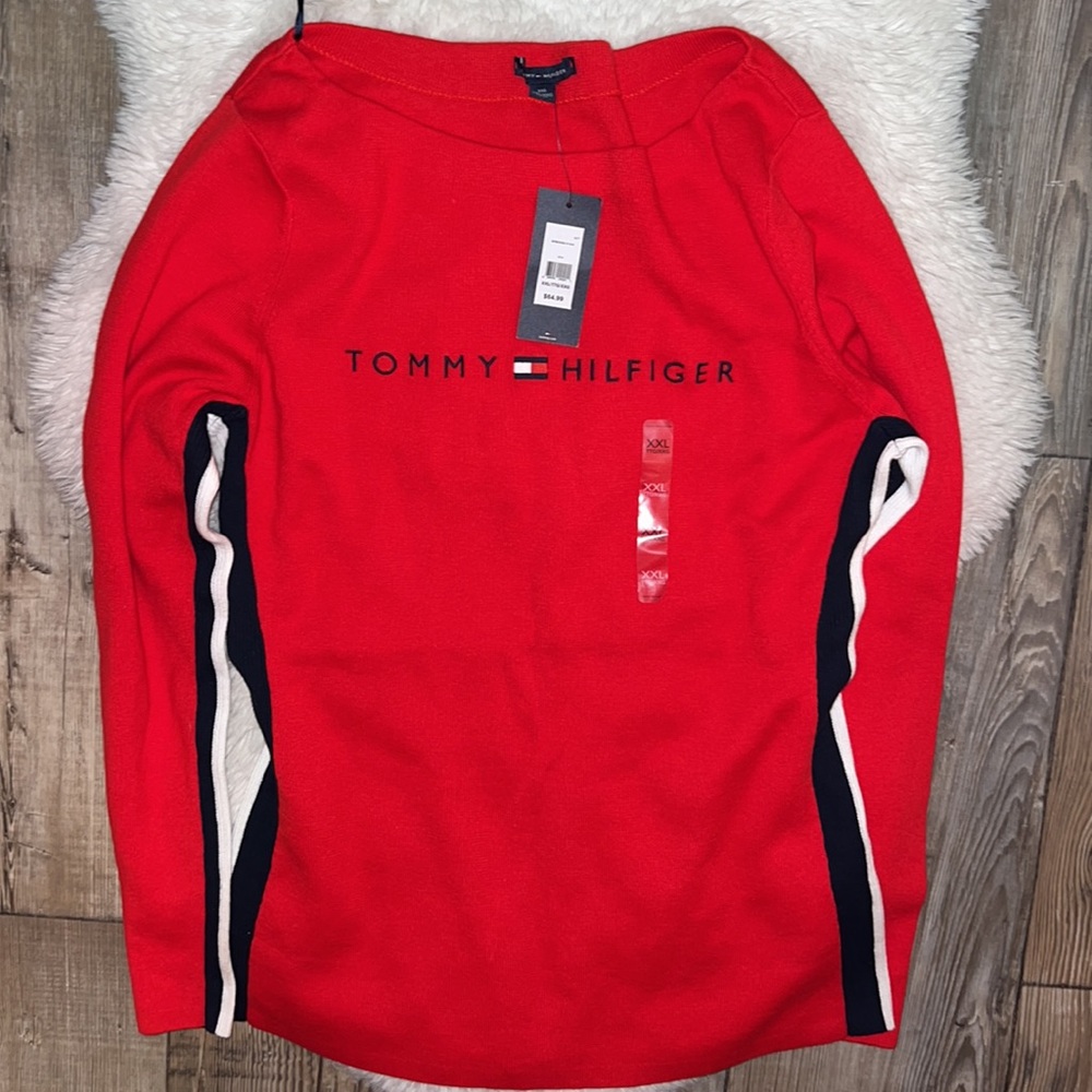 BRAND NEW Tommy Hilfiger women’s top